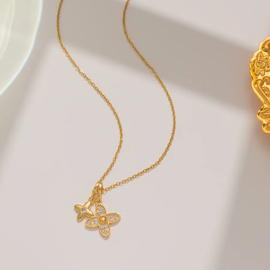 Isla Necklace