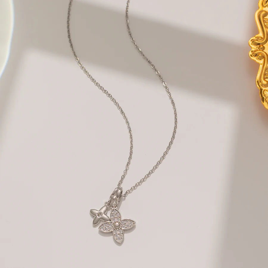 Isla Necklace