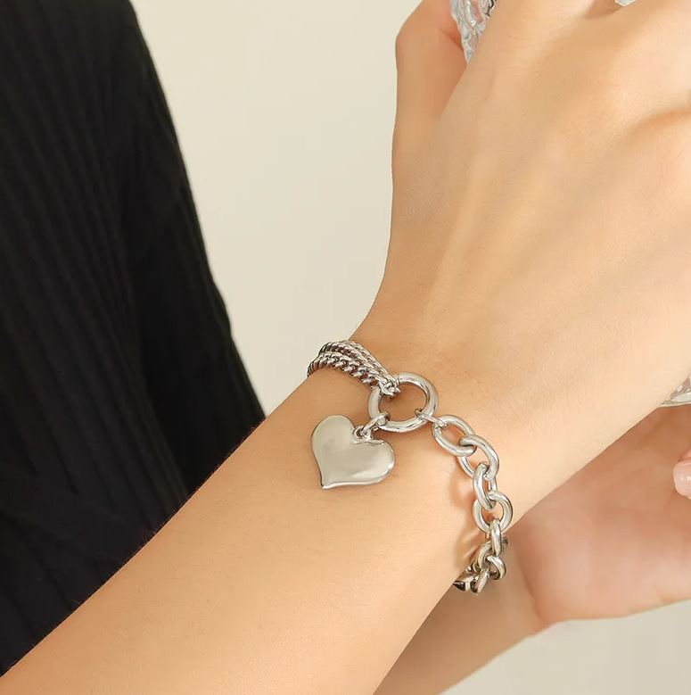 Louvelle bracelet