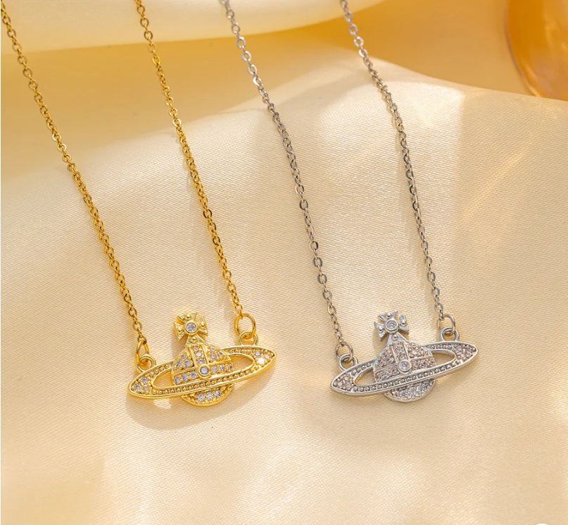 Stella Necklace