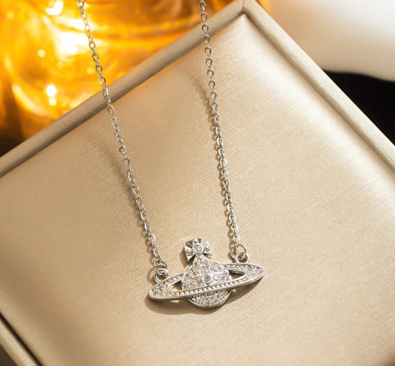 Stella Necklace