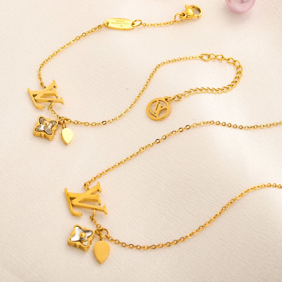 Lucia Necklace